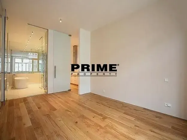 Pronájem bytu 3+kk, Praha - Vinohrady, Laubova, 108 m2