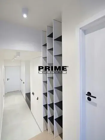 Pronájem bytu 2+kk, Praha - Vinohrady, náměstí Jiřího z Poděbrad, 60 m2