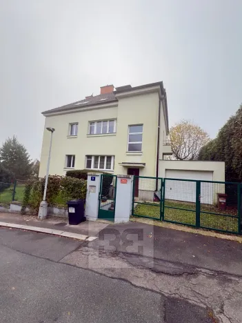 Pronájem bytu 3+1, Praha - Hlubočepy, Nad pomníkem, 120 m2