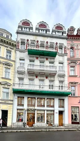 Prodej bytu 4+1, Karlovy Vary, Vřídelní, 160 m2