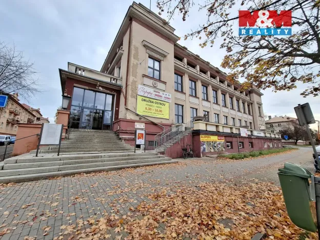 Pronájem obchodního prostoru, Ostrov, Hlavní třída, 600 m2