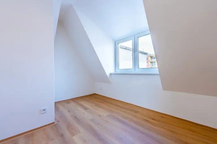 Pronájem bytu 2+1, Aš, Hlavní, 61 m2