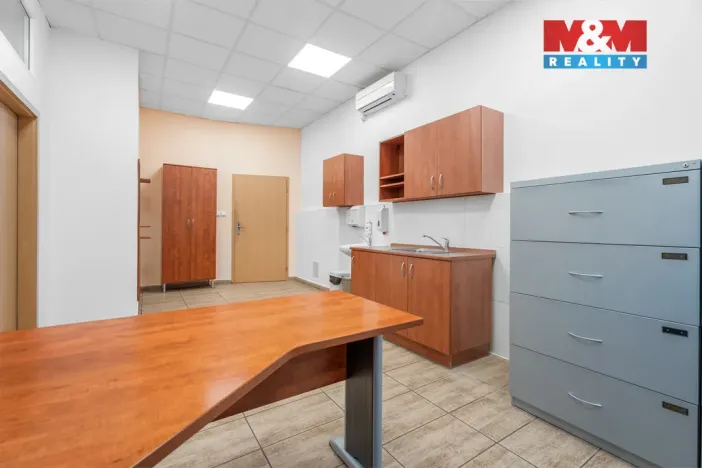 Pronájem komerční nemovitosti, Ústí nad Labem - Severní Terasa, Šrámkova, 44 m2