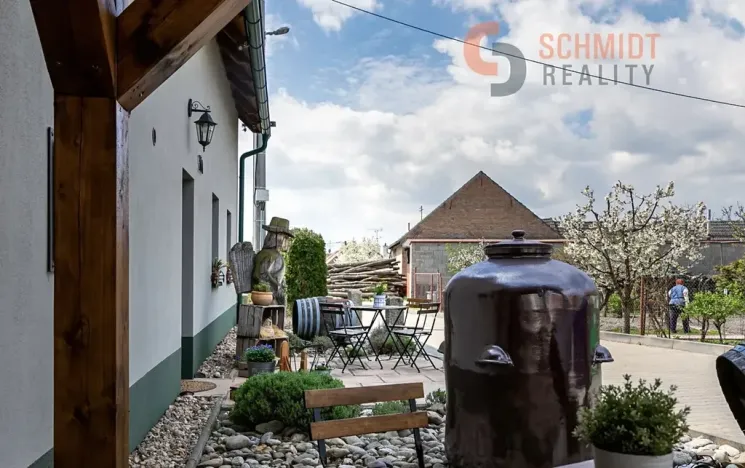 Prodej ubytování, Březí, 334 m2