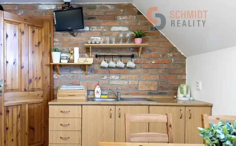 Prodej ubytování, Březí, 334 m2