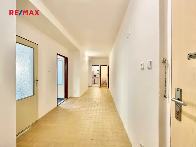 Pronájem bytu 2+1, Pardubice, Čs. armády, 60 m2