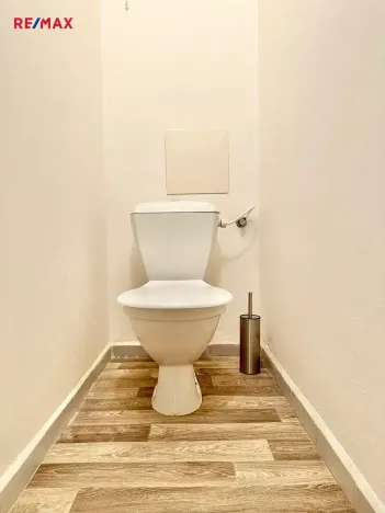 Pronájem bytu 2+1, Pardubice, Čs. armády, 60 m2