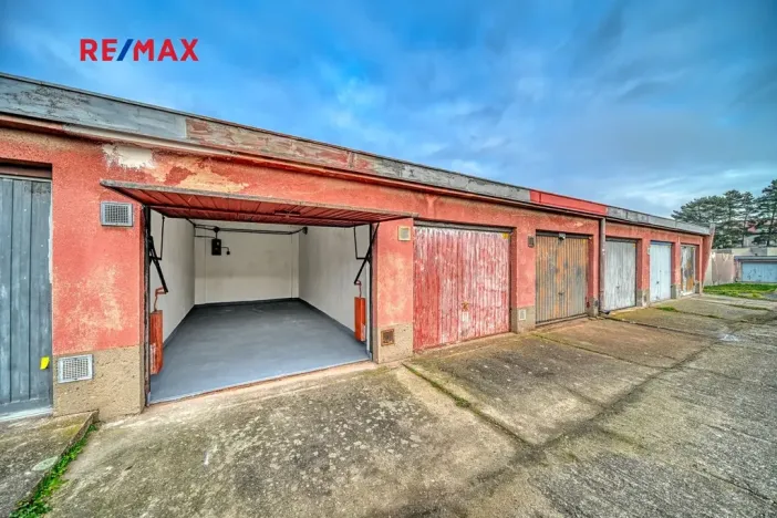 Prodej garáže, Kolín, 18 m2