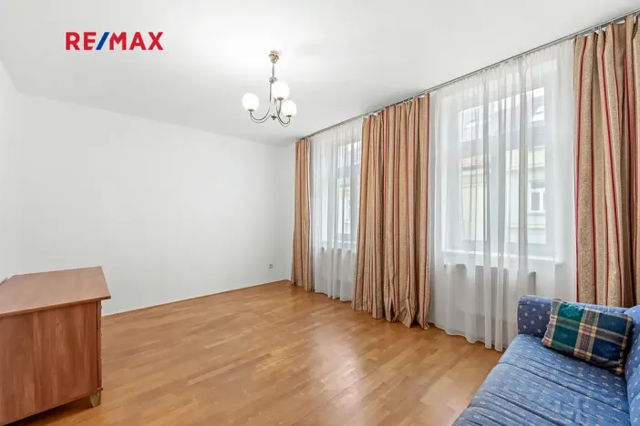 Pronájem bytu 3+1, Praha - Holešovice, Umělecká, 93 m2