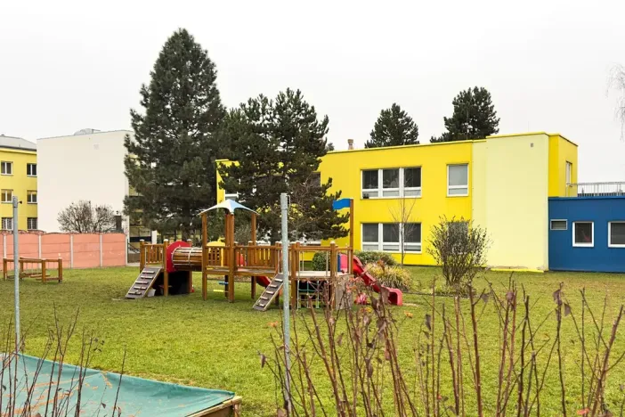 Pronájem bytu 3+1, Praha - Čakovice, Úslavská, 76 m2