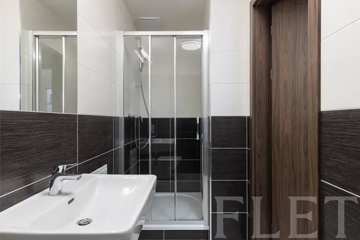 Pronájem bytu 1+kk, Praha - Třebonice, Thomasova, 33 m2