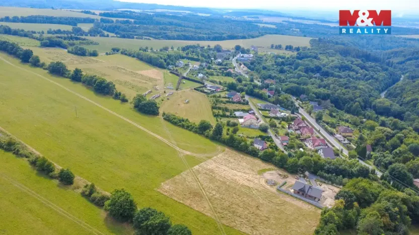 Prodej pozemku pro bydlení, Lipina, 1058 m2