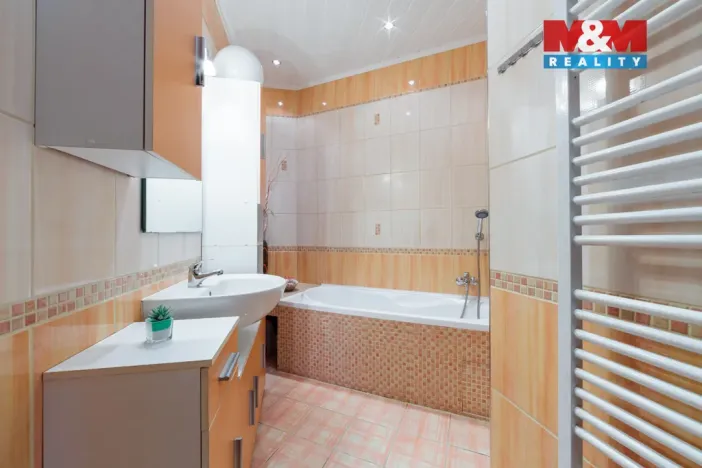 Prodej bytu 3+1, Aš, Sadová, 85 m2