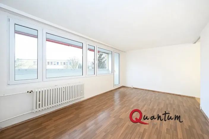 Prodej bytu 1+kk, Praha - Prosek, Lovosická, 34 m2