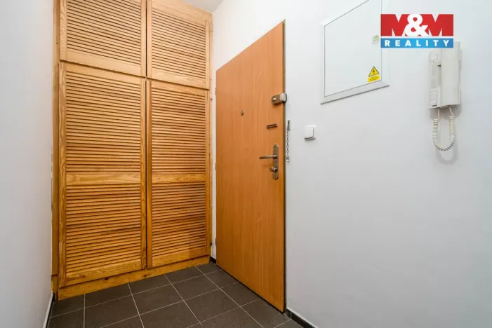 Prodej bytu 2+kk, Kostomlaty nad Labem, 9. května, 53 m2