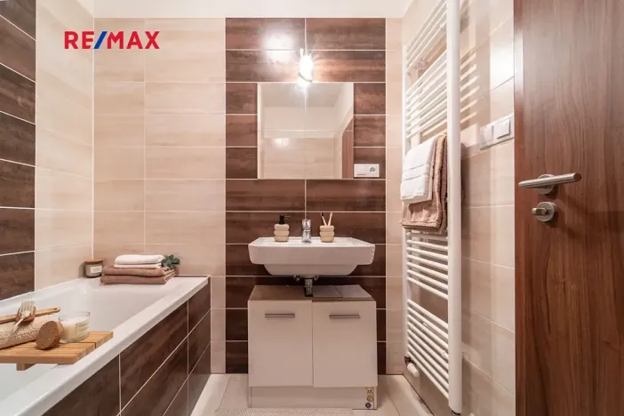 Pronájem bytu 2+kk, Brno, Listnatá, 45 m2