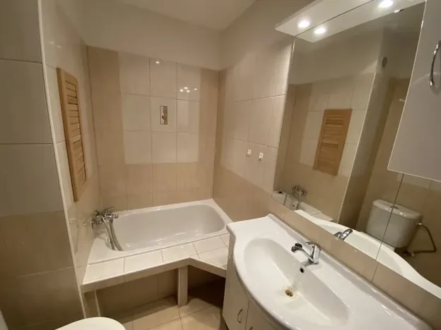 Pronájem bytu 2+kk, Jablonec nad Nisou, Lužická, 37 m2