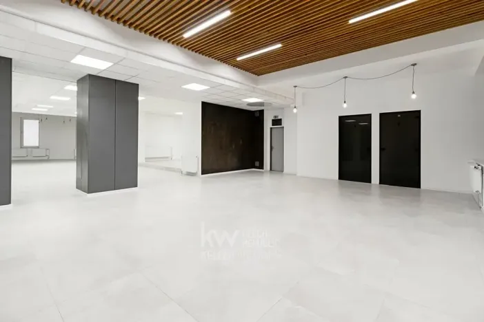 Pronájem kanceláře, Tábor, Berlínská, 1073 m2