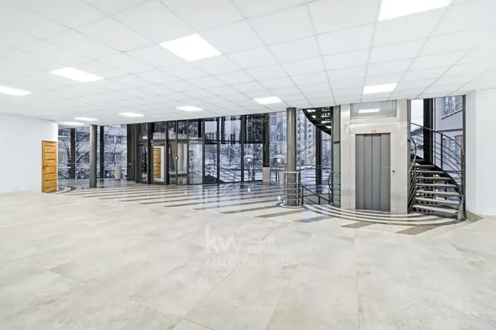 Pronájem kanceláře, Tábor, Berlínská, 1073 m2