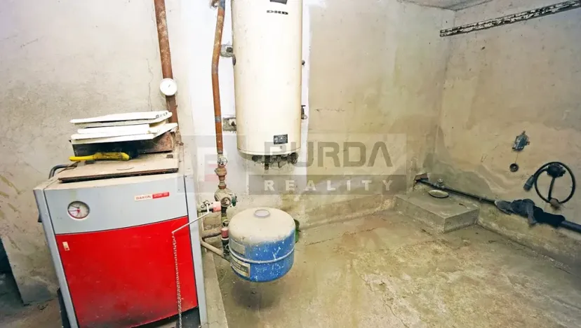 Prodej podílu rodinného domu, Zeleneč, Kasalova, 285 m2