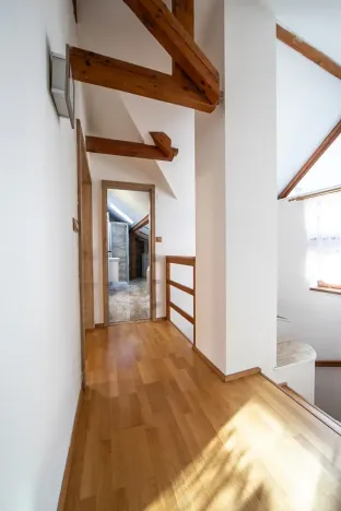 Prodej obchodního prostoru, Praha - Hlubočepy, Hlubočepská, 156 m2