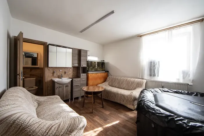 Prodej obchodního prostoru, Praha - Hlubočepy, Hlubočepská, 156 m2