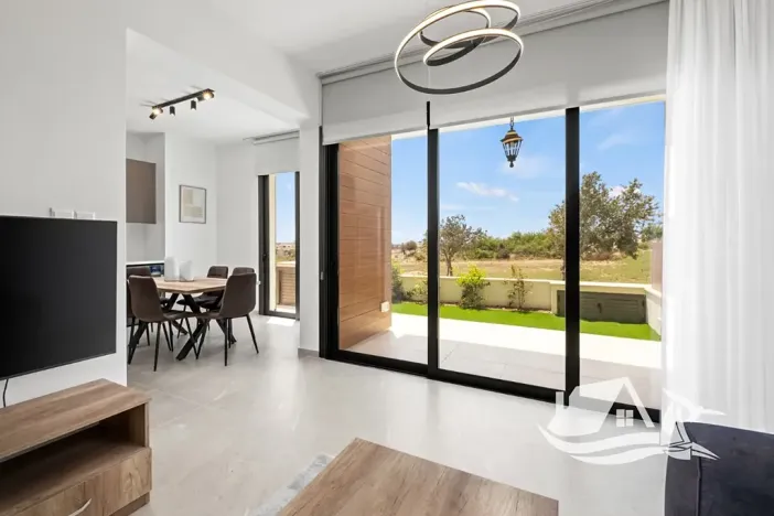 Prodej rodinného domu, Larnaka, Kypr, 169 m2