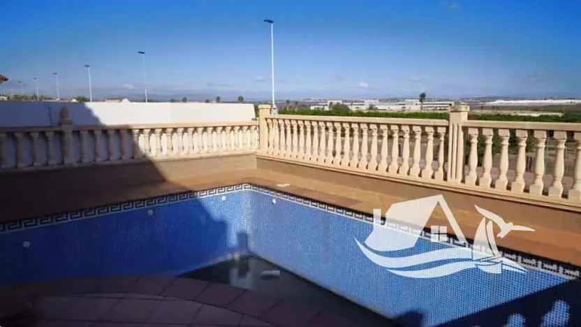 Prodej vily, Torrevieja, Španělsko, 125 m2