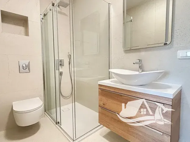 Prodej bytu 4+kk, Novalja, Chorvatsko, 78 m2