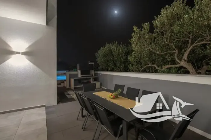 Prodej vily, Makarska, Chorvatsko, 150 m2