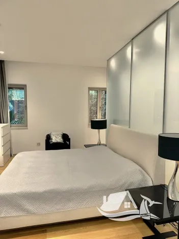 Prodej bytu 3+kk, Budva, Černá Hora, 150 m2