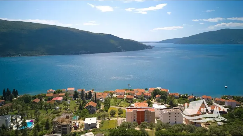 Prodej vily, Kumbor, Černá Hora, 320 m2