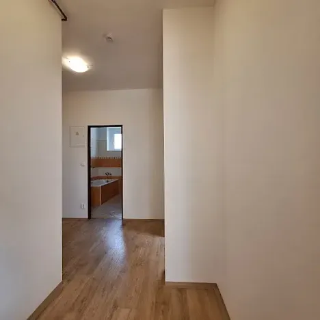 Pronájem bytu 2+kk, Praha - Strašnice, Černokostelecká, 47 m2