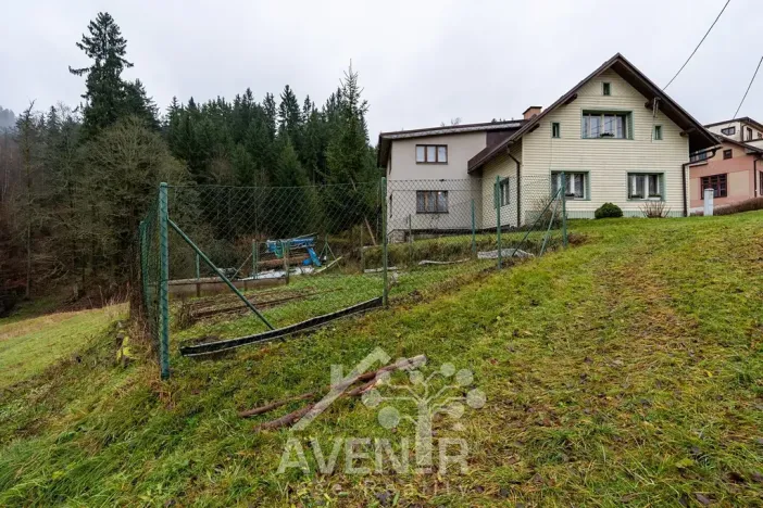 Prodej rodinného domu, Bozkov, 244 m2