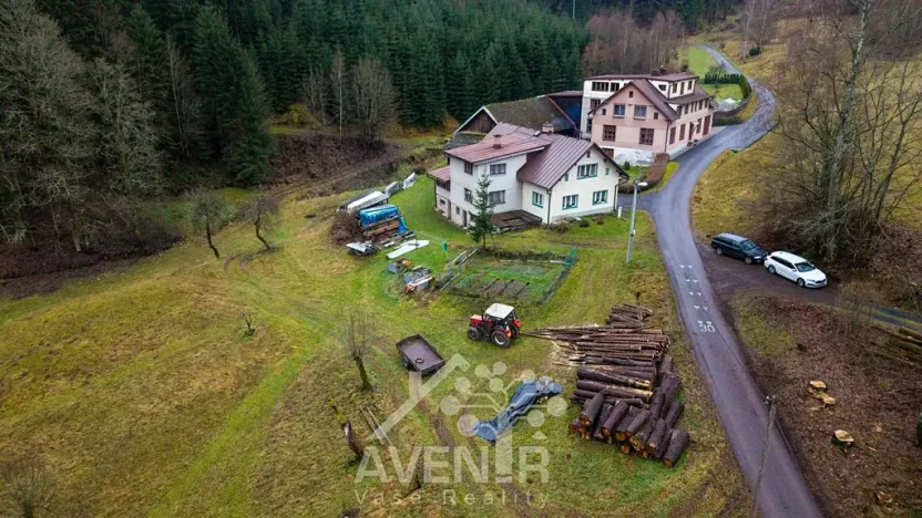 Prodej rodinného domu, Bozkov, 244 m2