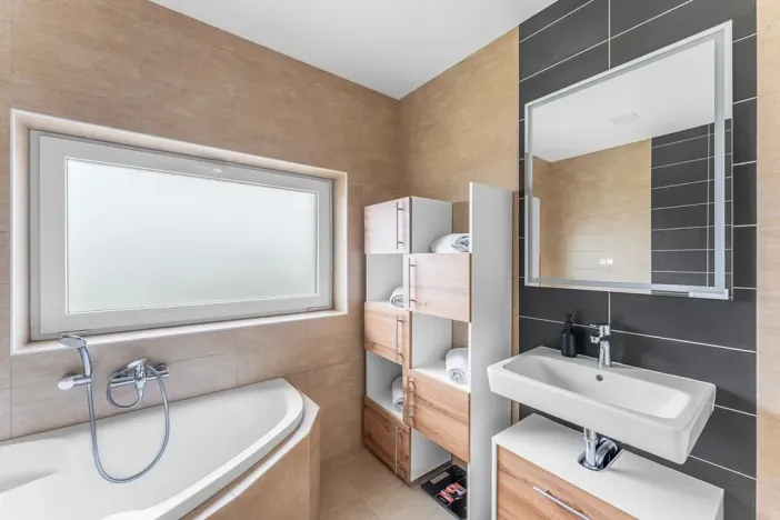 Prodej rodinného domu, Chocerady, 163 m2