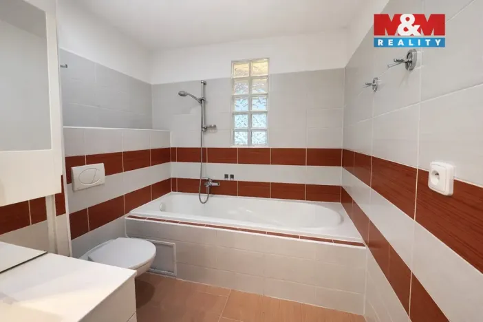 Pronájem bytu 3+1, Chomutov, Rooseveltova, 71 m2