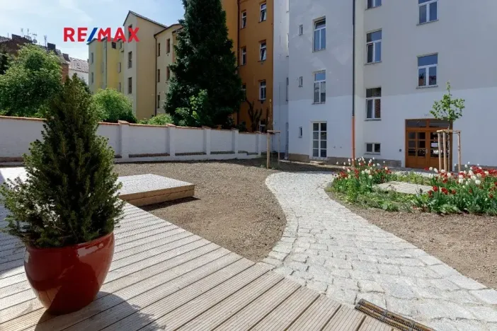 Pronájem kanceláře, Plzeň, Jablonského, 8 m2