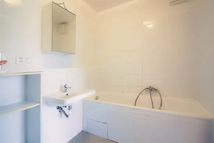 Pronájem bytu 2+kk, Praha - Vysočany, Jana Přibíka, 59 m2