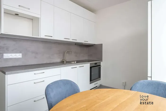 Pronájem bytu 2+1, Přerov, tř. 17. listopadu, 55 m2