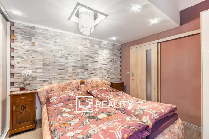 Prodej rodinného domu, Jenštejn, Zlatnická, 125 m2