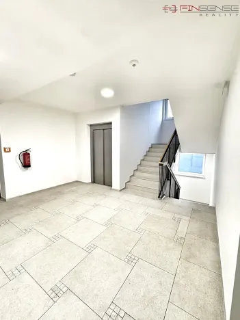 Pronájem bytu 1+kk, Kladno, Štěpána Rautenstraucha, 31 m2