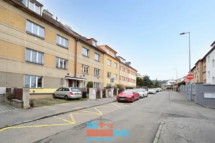 Prodej bytu 1+kk, Praha - Motol, Podhorská, 30 m2