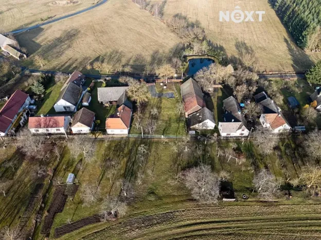 Prodej zahrady, Nové Mitrovice, 1882 m2