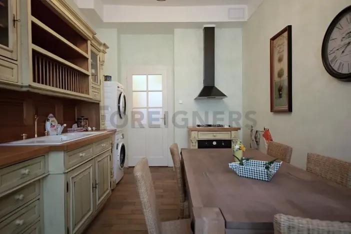 Pronájem bytu 3+1, Praha - Vinohrady, Korunní, 95 m2