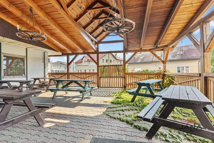 Prodej restaurace, Příšovice, 300 m2