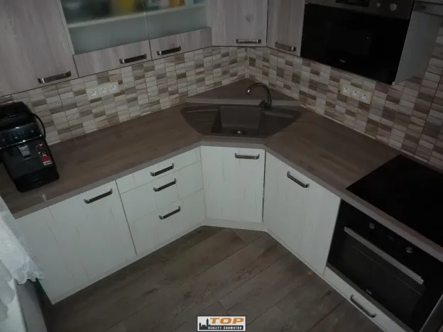 Prodej bytu 3+1, Chomutov, Matěje Kopeckého, 76 m2