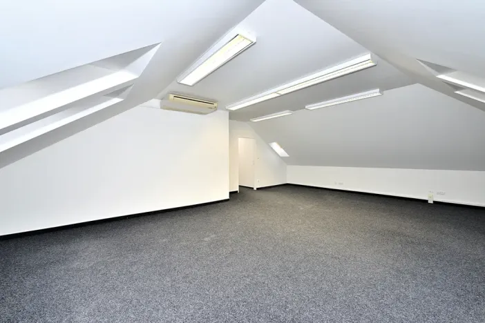 Pronájem kanceláře, Praha - Malá Chuchle, Zbraslavská, 87 m2