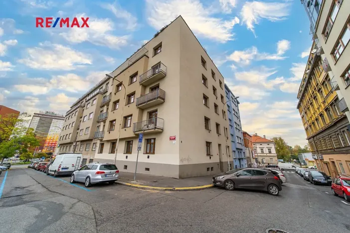 Pronájem bytu 1+kk, Praha - Libeň, Na kopečku, 33 m2