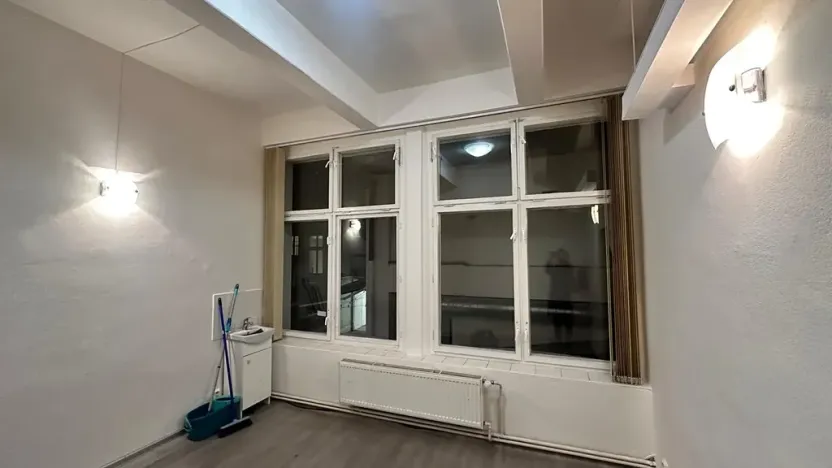 Pronájem kanceláře, Praha - Nové Město, V jámě, 16 m2